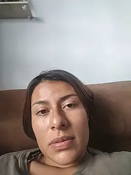 Snapshot of ValeryPlay chatting on June 1, 7:48 pm ValeryPlay online show from June 1, 7:48 pm