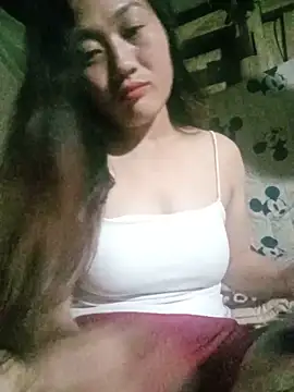 Snapshot of Mia-mia12 chatting on May 31, 6:09 pm Mia-mia12 online show from May 31, 6:09 pm