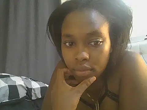 Snapshot of sexylittleprincess1 chatting on May 26, 8:27 pm sexylittleprincess1 online show from May 26, 8:27 pm