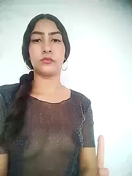 Snapshot of ScarletLovee_ chatting on July 6, 2:03 pm ScarletLovee online show from July 6, 2:03 pm