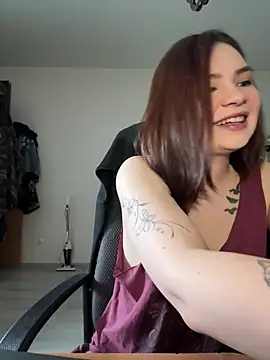 Snapshot of Baby_Vivian_ chatting on June 16, 10:01 pm Baby Vivian online show from June 16, 10:01 pm