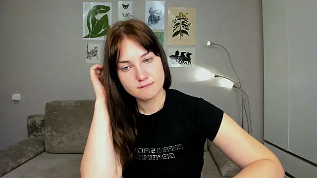 Snapshot of AliciaCollinss chatting on June 8, 12:27 pm AliciaCollinss online show from June 8, 12:27 pm