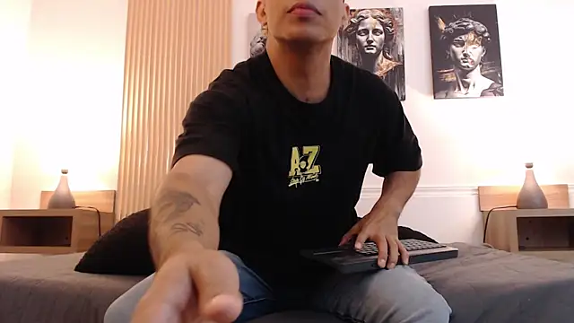 Snapshot of Diego_salvatore chatting on July 14, 2:34 pm Diego salvatore online show from July 14, 2:34 pm