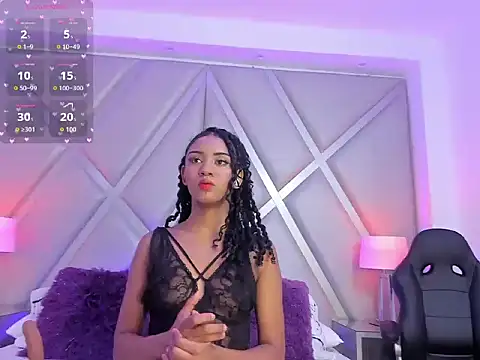 Snapshot of CarlaHilton chatting on May 31, 12:01 pm CarlaHilton online show from May 31, 12:01 pm