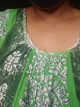Snapshot of riyadebnath56789 chatting on June 14, 11:23 am riyadebnath56789 online show from June 14, 11:23 am