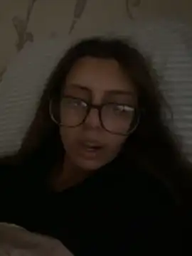 Snapshot of brownpetitegirlxo chatting on June 7, 7:17 pm brownpetitegirlxo online show from June 7, 7:17 pm
