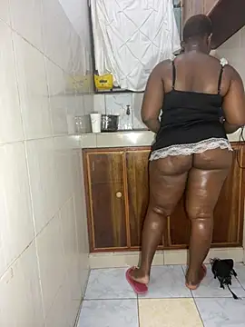 curvy queen89 online show from July 6, 4:42 am