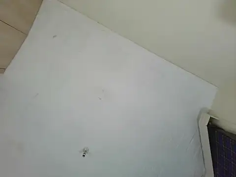 Snapshot of prettyqueenh chatting on June 2, 3:58 pm prettyqueenh online show from June 2, 3:58 pm