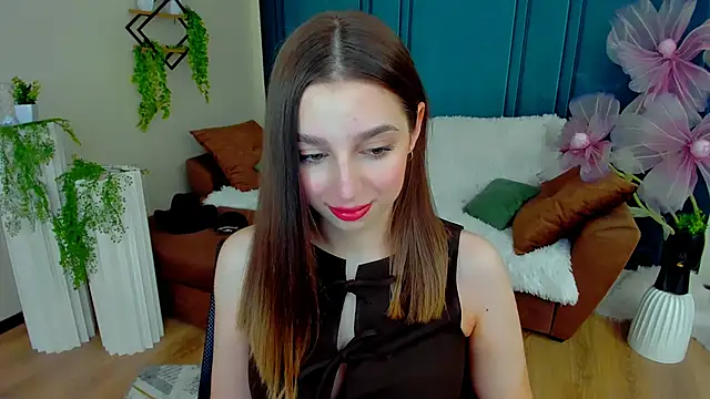 Snapshot of FlirtySpark chatting on June 11, 4:10 am FlirtySpark online show from June 11, 4:10 am