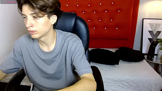 Snapshot of Marcoviolet chatting on June 21, 12:19 pm Marcoviolet online show from June 21, 12:19 pm