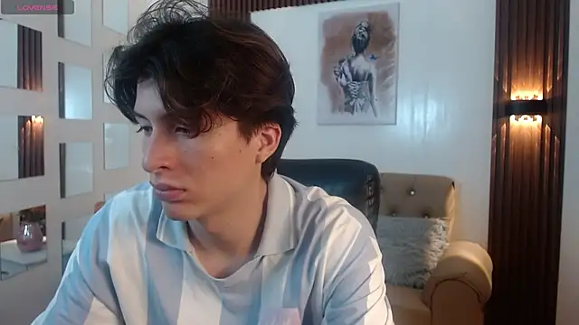 Snapshot of Marcoviolet chatting on July 1, 7:35 pm Marcoviolet online show from July 1, 7:35 pm