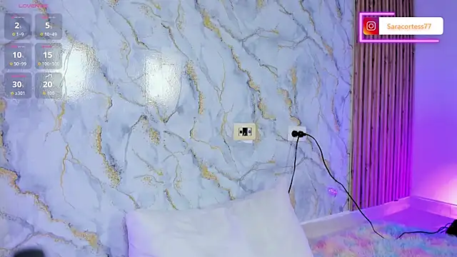 Snapshot of Saracortess chatting on July 3, 11:00 pm Saracortess online show from July 3, 11:00 pm