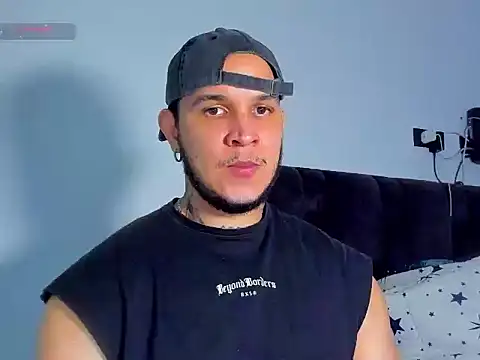 Snapshot of jacob_lautnerr chatting on June 9, 9:26 pm jacob lautnerr online show from June 9, 9:26 pm