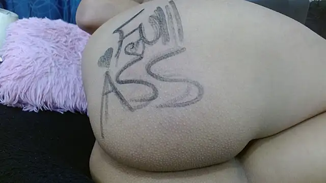 Snapshot of Anita_slut_Dirtyy chatting on May 31, 6:09 pm Anita slut Dirtyy online show from May 31, 6:09 pm