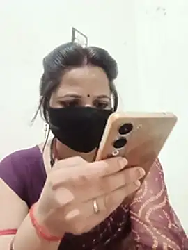 Snapshot of Karishma_bhabi3 chatting on July 7, 4:33 pm Karishma bhabi3 online show from July 7, 4:33 pm