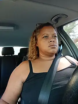 Snapshot of DOMINATRICESANDRA chatting on July 17, 8:32 am DOMINATRICESANDRA online show from July 17, 8:32 am