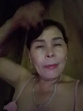 Snapshot of Kiki_sexyy chatting on June 27, 8:08 am Kiki sexyy online show from June 27, 8:08 am