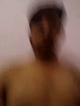 Snapshot of Dakuu_A chatting on May 28, 7:44 pm Dakuu A online show from May 28, 7:44 pm