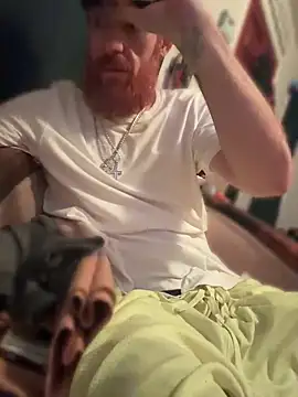 Snapshot of neonginger chatting on July 2, 4:51 am neonginger online show from July 2, 4:51 am