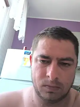 Snapshot of szymi24 chatting on June 26, 1:48 pm szymi24 online show from June 26, 1:48 pm