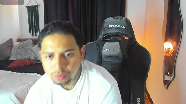 alejo mujica online show from July 17, 5:18 pm