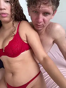 Snapshot of CasalHoTTT1 chatting on June 8, 12:05 pm CasalHoTTT1 online show from June 8, 12:05 pm