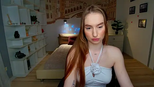 Snapshot of AlisaFoxis chatting on July 9, 5:39 pm AlisaFoxis online show from July 9, 5:39 pm