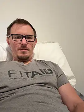 Hardpaul85 online show from July 13, 11:57 am