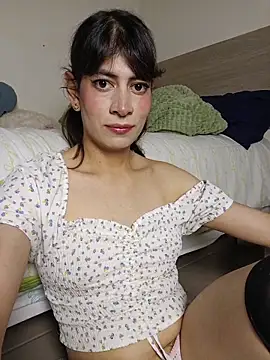 YanaSoHot online show from June 5, 1:34 am