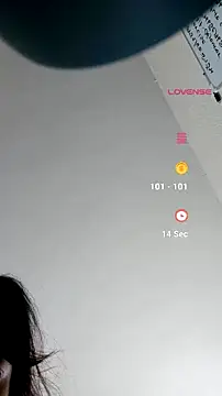 Snapshot of YanaSoHot chatting on June 25, 8:02 pm YanaSoHot online show from June 25, 8:02 pm