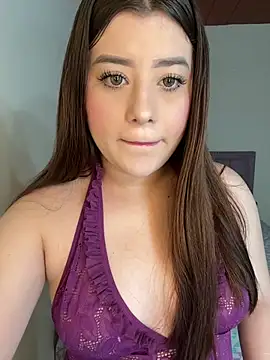 Snapshot of cristal_loren chatting on June 16, 7:49 pm cristal loren online show from June 16, 7:49 pm