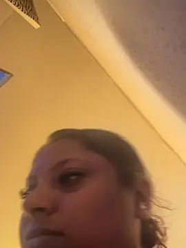 Snapshot of LittleMissGrippy chatting on July 22, 5:38 pm LittleMissGrippy online show from July 22, 5:38 pm