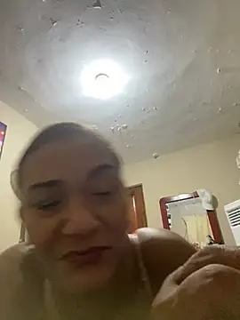 Snapshot of rosanna78322 chatting on July 18, 12:48 am rosanna78322 online show from July 18, 12:48 am