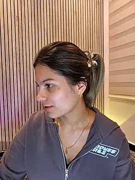 Snapshot of emilyvex chatting on July 20, 9:56 am emilyvex online show from July 20, 9:56 am
