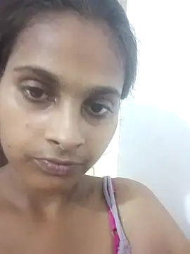 Snapshot of sexy_kajal9 chatting on June 4, 5:13 am sexy kajal9 online show from June 4, 5:13 am
