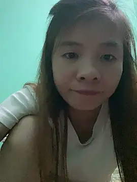Snapshot of bi_kute9x chatting on May 30, 3:09 pm bi kute9x online show from May 30, 3:09 pm