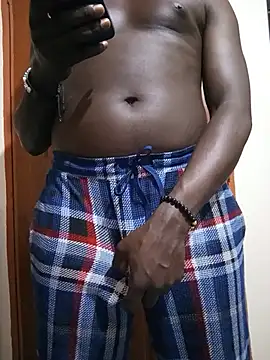 Snapshot of Bigblackman25 chatting on June 12, 10:08 pm Bigblackman25 online show from June 12, 10:08 pm