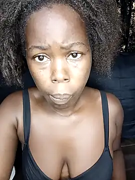 Freakyapple1 online show from June 14, 5:42 am