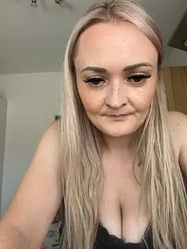 Alex-Blond online show from July 20, 10:39 am