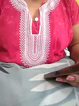Snapshot of tamil_malluaunty chatting on July 7, 9:46 am tamil malluaunty online show from July 7, 9:46 am