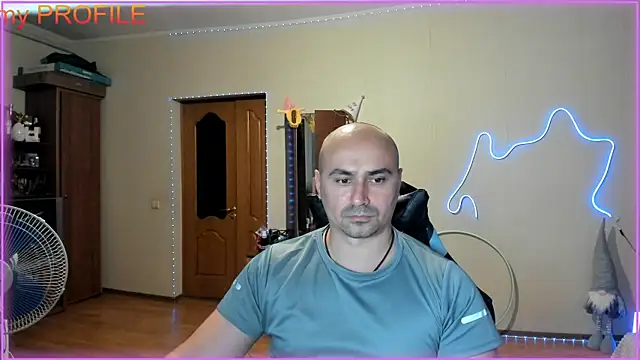 Snapshot of -SexyDaddy- chatting on May 31, 5:53 pm -SexyDaddy- online show from May 31, 5:53 pm
