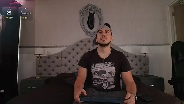 Snapshot of ZACK_REAL chatting on August 7, 9:28 pm ZACK REAL online show from August 7, 9:28 pm