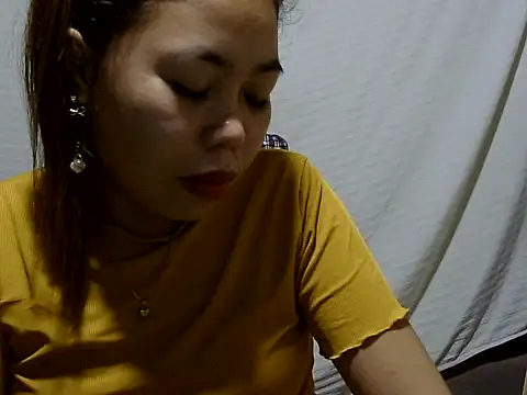 Snapshot of Sherry_Rose chatting on June 16, 2:30 pm Sherry Rose online show from June 16, 2:30 pm