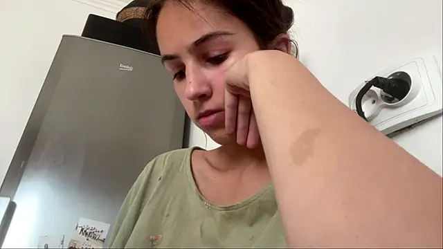 Snapshot of SindyKay chatting on July 16, 5:46 am SindyKay online show from July 16, 5:46 am
