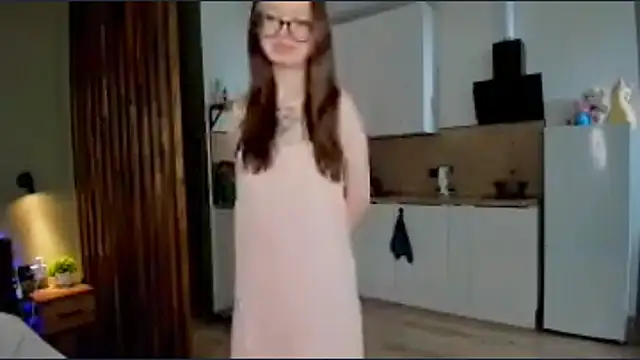 Snapshot of AnitaSchiesser chatting on June 1, 10:06 am AnitaSchiesser online show from June 1, 10:06 am
