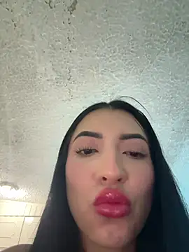 Snapshot of marianacor chatting on June 9, 9:48 pm marianacor online show from June 9, 9:48 pm