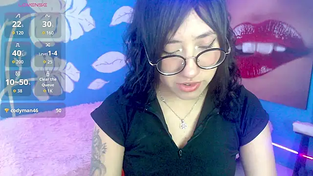 Snapshot of eli_doll chatting on June 20, 11:24 am eli doll online show from June 20, 11:24 am