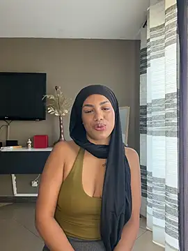 nadiabnssd online show from June 6, 1:27 pm