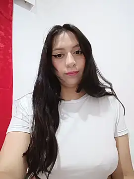 Snapshot of AlondraGomez1_ chatting on June 7, 12:26 am AlondraGomez1 online show from June 7, 12:26 am