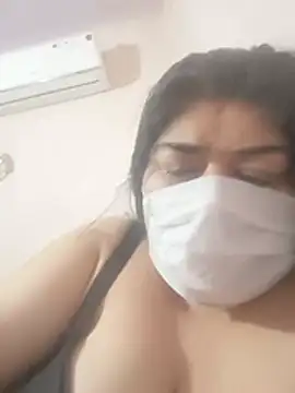 Snapshot of simranjeet_kaur69 chatting on July 5, 10:17 pm simranjeet kaur69 online show from July 5, 10:17 pm